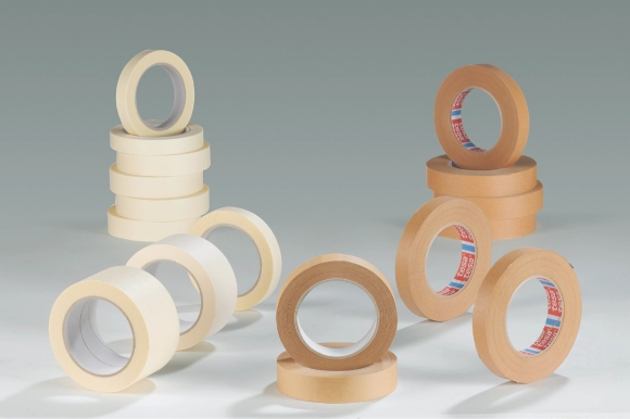 cintas krepp papel adhesivo uso industrial proyem vitoria gasteiz - Proyem, empresa especializada en la fabricación y distribución de soluciones de embalaje técnico y protección industrial. Con sede en Vitoria-Gasteiz, Proyem ofrece productos como espumas, films, cajas, cintas adhesivas y materiales de sujeción para múltiples sectores logísticos e industriales. Cintas Krepp de papel adhesivo en diferentes tamaños y colores, utilizadas para aplicaciones de enmascarado y protección, distribuidas por Proyem en el País Vasco