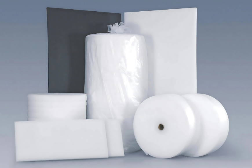 espuma polietileno proteccion embalaje industrial proyem vitoria gasteiz - Proyem, empresa especializada en la fabricación y distribución de soluciones de embalaje técnico y protección industrial. Con sede en Vitoria-Gasteiz, Proyem ofrece productos como espumas, films, cajas, cintas adhesivas y materiales de sujeción para múltiples sectores logísticos e industriales. Rollos y planchas de espuma de polietileno para protección en embalaje industrial, distribuidos por Proyem en el País Vasco